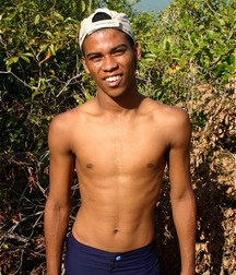 Luis 59b9e753374cb.jpg