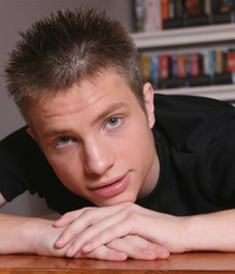 Ricky 59bf3b94cbe6f.jpg