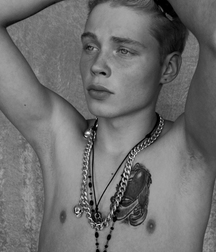 Tim's Hotties 37 59c5e9401ba9a.jpg