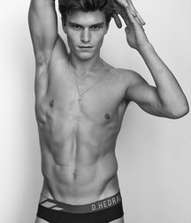 Tim's Hotties 38 59c5ee3aabc55.jpg