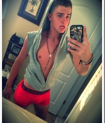 Tim's Hotties 40 59c73e117f2a3.jpg