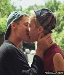 Kissing Boys Gifs 1 59c742bcd1f4b.gif