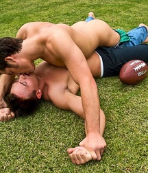 Kissing & Cuteness 59c8810692f75.jpg