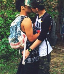 Kissing & Cuteness 59c8811f72316.jpg