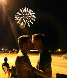 Kissing & Cuteness 59c8815e6cc57.jpg