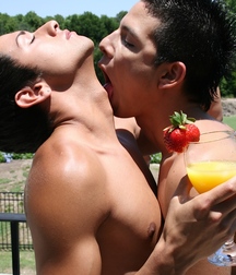 Michael & Rio 59cb1dc7f407d.jpg