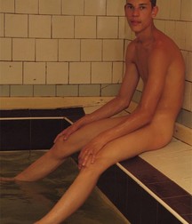 Ton In Sauna 59cf16d4a654e.jpg