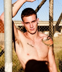 Tim's Hotties 52 59cf1e0882de7.jpg