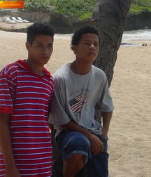Hansel & Jose 59d2f75bee395.jpg