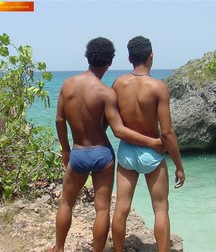 Hansel & Jose 59d2f7ef7b16c.jpg
