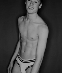 Tim's Hotties 56 59d3019815b2e.jpg