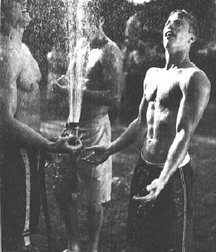 Abercrombie Boys 1 59d9a5ead7dbb.jpg