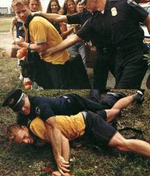 Abercrombie Boys 1 59d9a5ff296a8.jpg