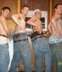 Sagger Boys Galore 5edbcbba7354e.jpg