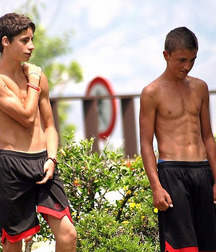 Sagger Boys Galore 5edbcc6550279.jpg