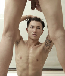 sexy boys 5a5cf37ac3d0b.jpg