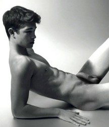 waiting miky 4 twink porn boys tube 5e122bd0196e7.jpg