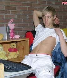 blond bastian, full set 5975037573f81.jpg