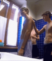boy WG GIFs 1. 5c4f1d427118e.gif