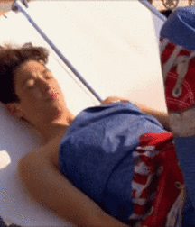 boy WG GIFs 1. 5c4f1d6e90b77.gif