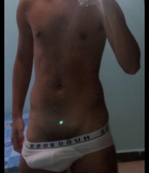 big bulge & nice body twink tube 613fa580b4c0d.jpg