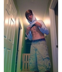 very nice bodys selfies twink tube 61a3c27d093c4.jpg