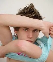 Bailey Aussie teen who likes showing his ass gay porn