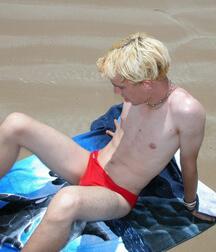 Aussie Levi Public Beach wank boys porn 61a18870c7f14.jpeg