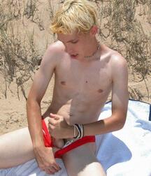 Aussie Levi Public Beach wank boys porn 61a18891ae13c.jpeg