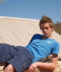 Aussie Boy Bailey Returns 61a5d3e1a879e.jpg