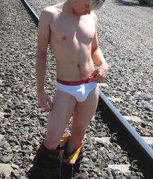 Aussie Twink Sebastian Returns Gay Porn 61b0870392838.jpg