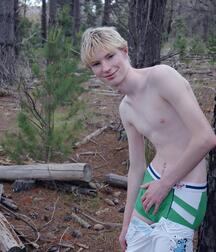 Aussie Jackson Returns Gay Porn 61b08b0593244.jpg