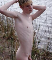 Aussie Jackson Returns Gay Porn 61b08b3ec3634.jpg