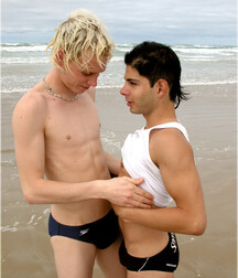 Anthony & Jamie Summers Aussie Boys 61b1c208eda68.jpg