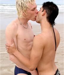 Anthony & Jamie Summers Aussie Boys 61b1c2331738f.jpg