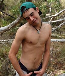 Aussie Jessie Returns Gay Porn 61c83b5d22c14.jpg