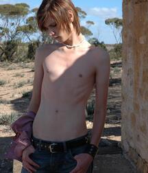 Aussie Trent  61ca59c7eeb93.jpg