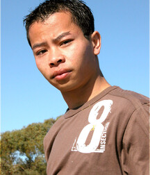 Aussie Boy Ra Chum Bares All Outdoors 61ca62da5cca6.jpg