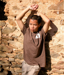 Aussie Boy Ra Chum Bares All Outdoors 61ca62de519c6.jpg