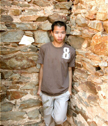 Aussie Boy Ra Chum Bares All Outdoors 61ca62e890098.jpg