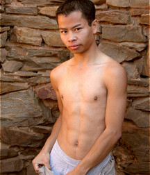 Aussie Boy Ra Chum Bares All Outdoors 61ca62fcb9e31.jpg