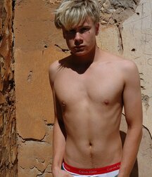 Aussie Sebastian Solo 61cc1ba91e9b0.jpg