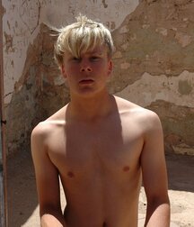 Aussie Sebastian Solo 61cc1c8b43646.jpg