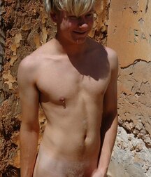Aussie Sebastian Solo 61cc1d08a6d9c.jpg