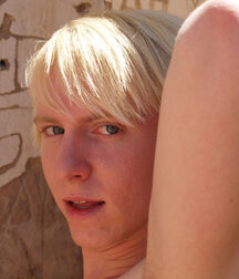 Blond Aussie Twink Jess 61d1175139f35.jpg