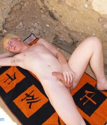 Blond Aussie Twink Jess 61d1180c7a3ab.jpg