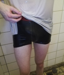 More shower pic's from me 5bdf3e2647629.jpg