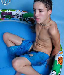 TBW Petr                                               5b54a82a4a532.jpg