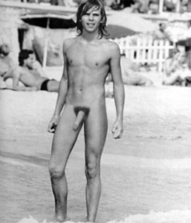 SUMMER BOYS LIKE SHOW DICK 597f4ce719bbc.bmp