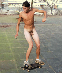 PUBLIC BOYS NAKEDNESS 59825cff1e2a9.bmp